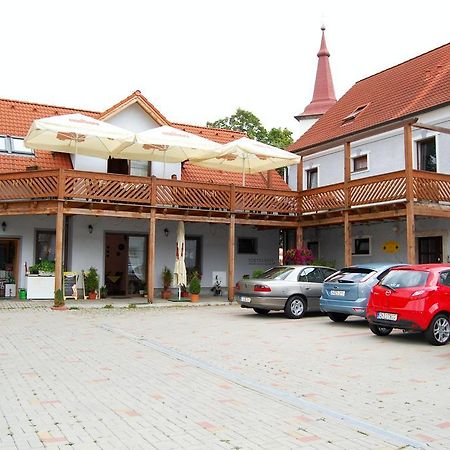 Pension U Dubu Františkovy Lázně エクステリア 写真