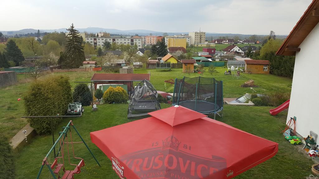 Pension U Dubu Františkovy Lázně エクステリア 写真